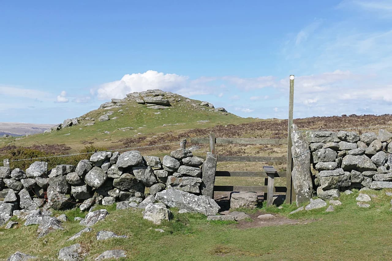 The Dartmoor Way: Stages, Distance and How to Walk It