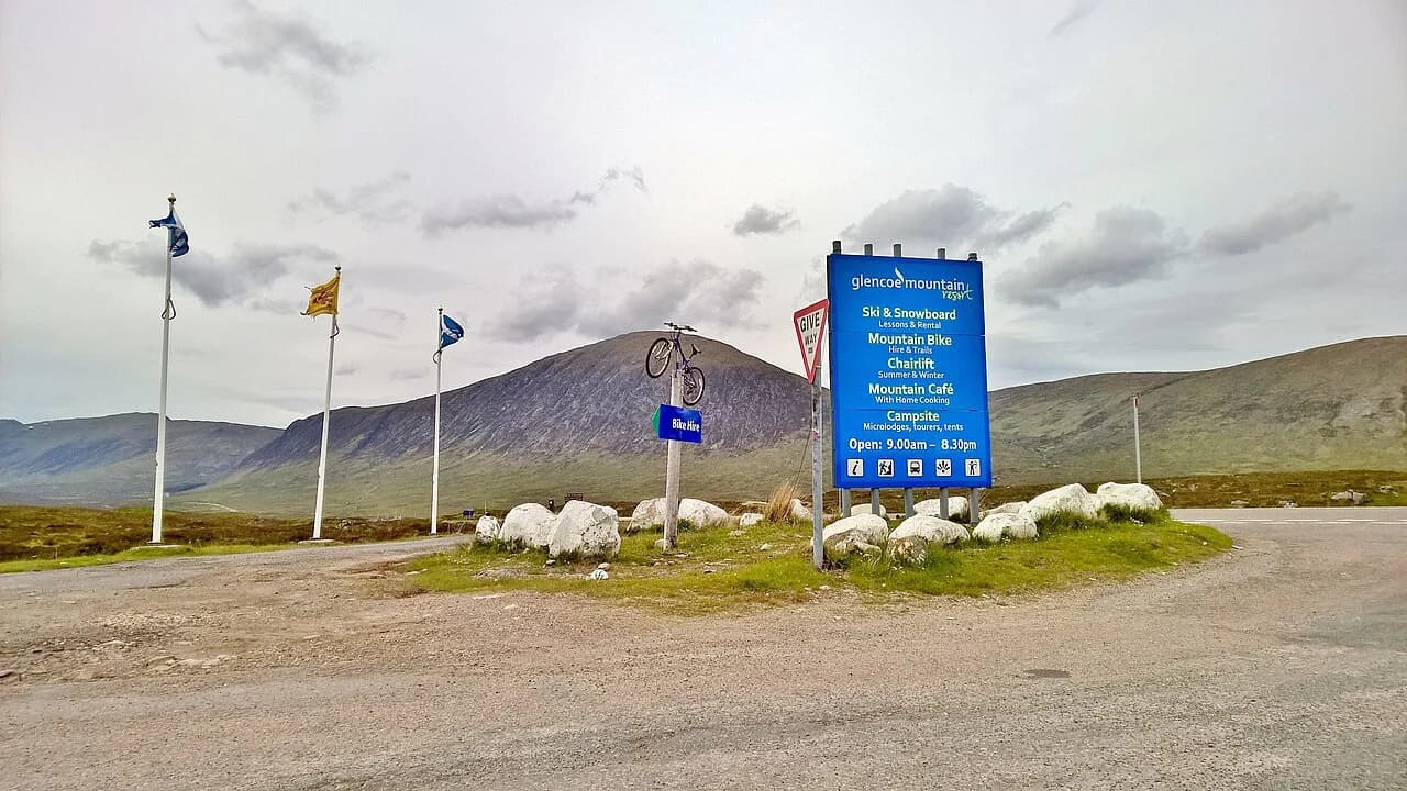 Easy Walks in Glencoe: 6 Short Hikes With Big Views