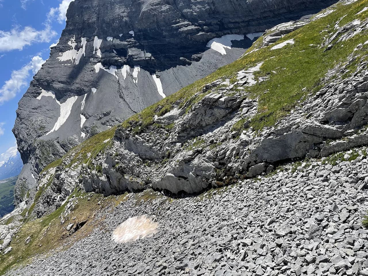 Gemmi Pass Hike from Kandersteg: Route, Distance and Lifts