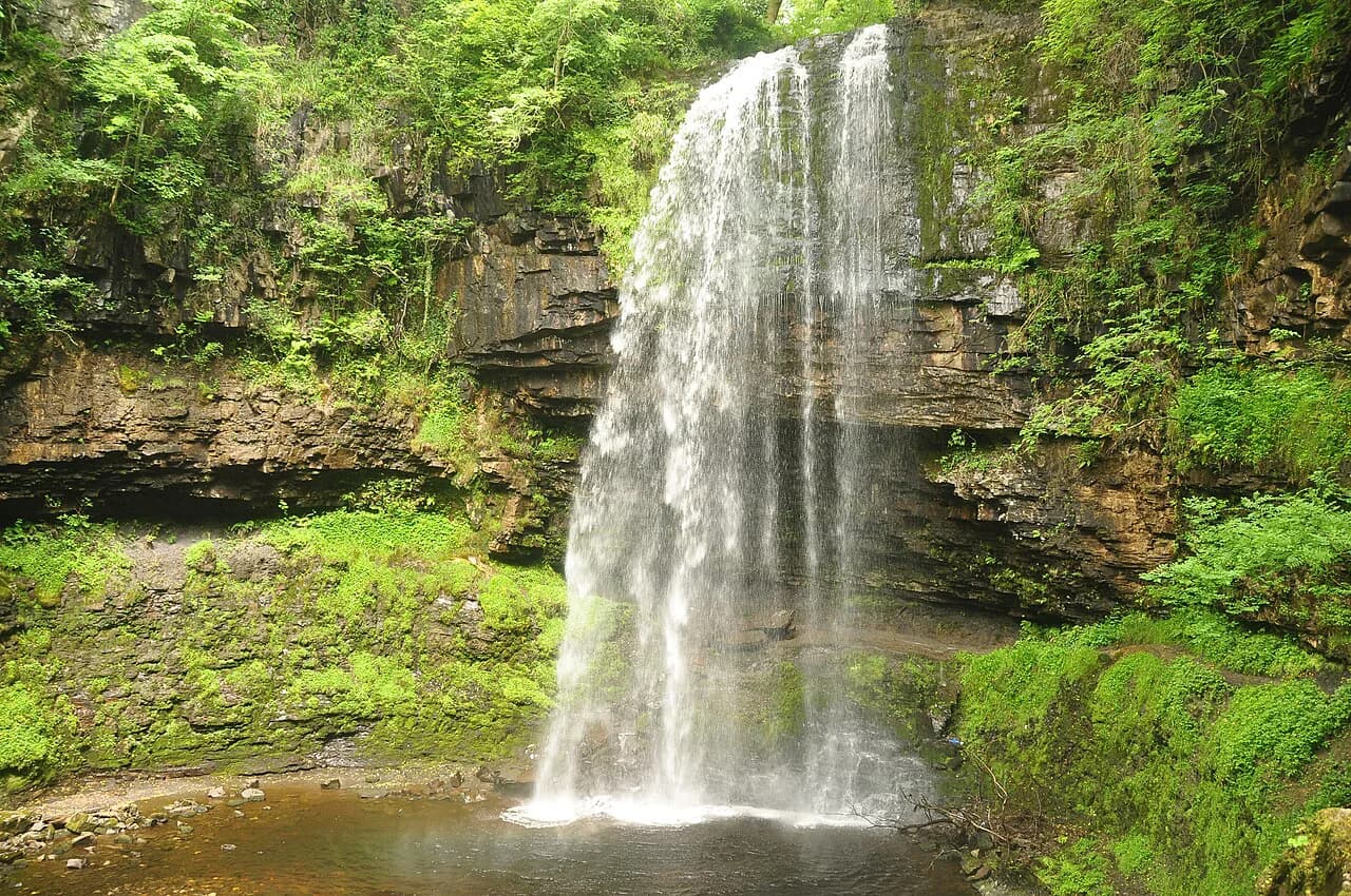 Henrhyd Falls Walk: Nant Llech Route, Distance and Parking