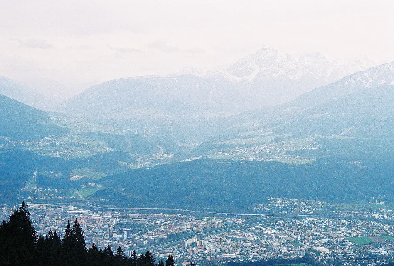 Hiking in Innsbruck: Which Alpine Trails to Choose