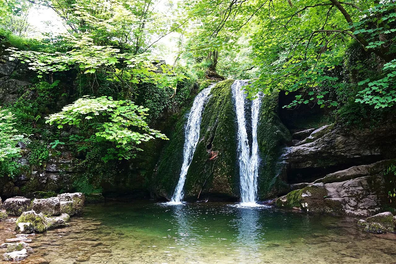 Janets Foss Walk: Decide Your Yorkshire Dales Route
