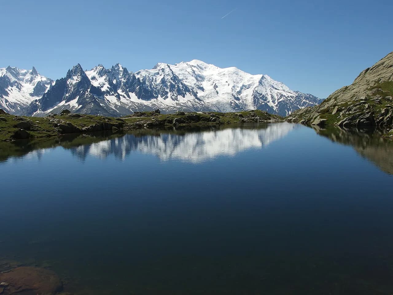 Lac des Chéserys Hike from Chamonix: Routes, Lifts and Times