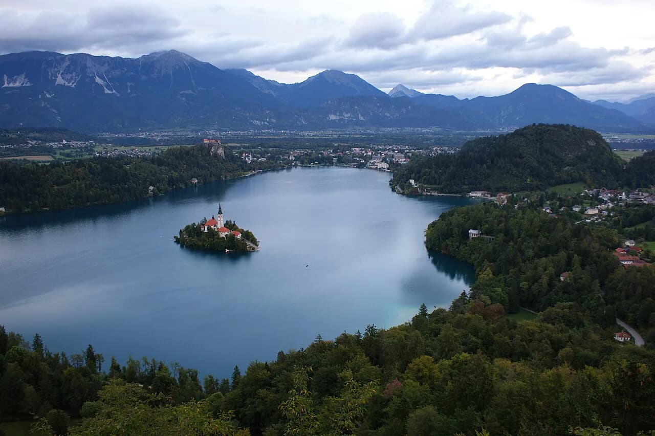 Mala Osojnica Hike, Lake Bled: Trailhead, Time and Views