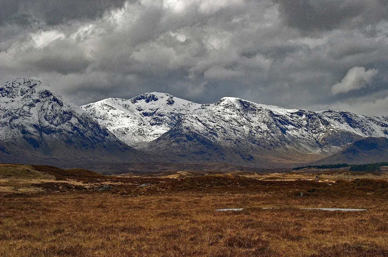 Munros: Scotland's 3,000-Foot Mountains and How to Start