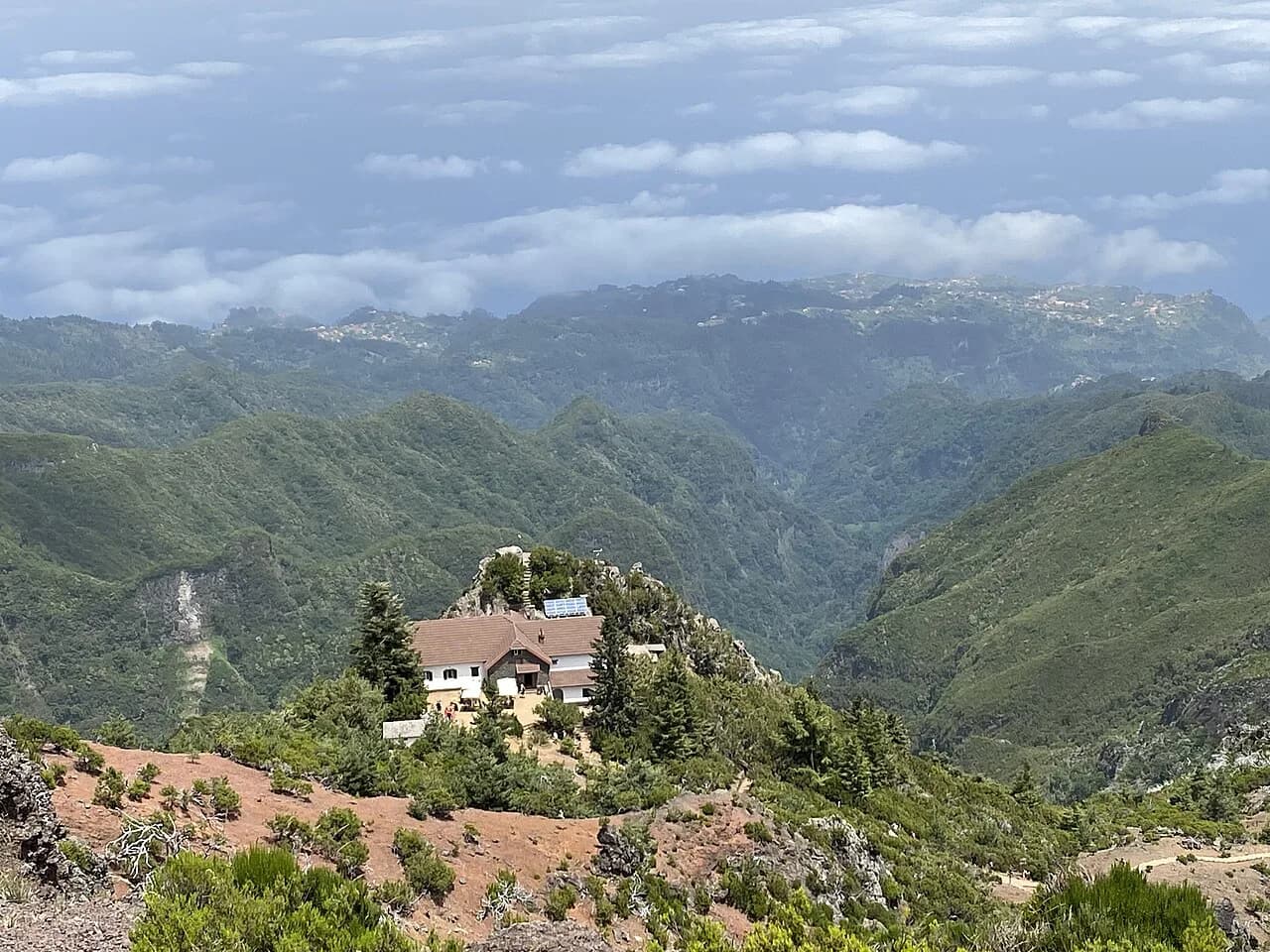 Pico Ruivo Hike, Madeira: Routes, Distance and Trailheads
