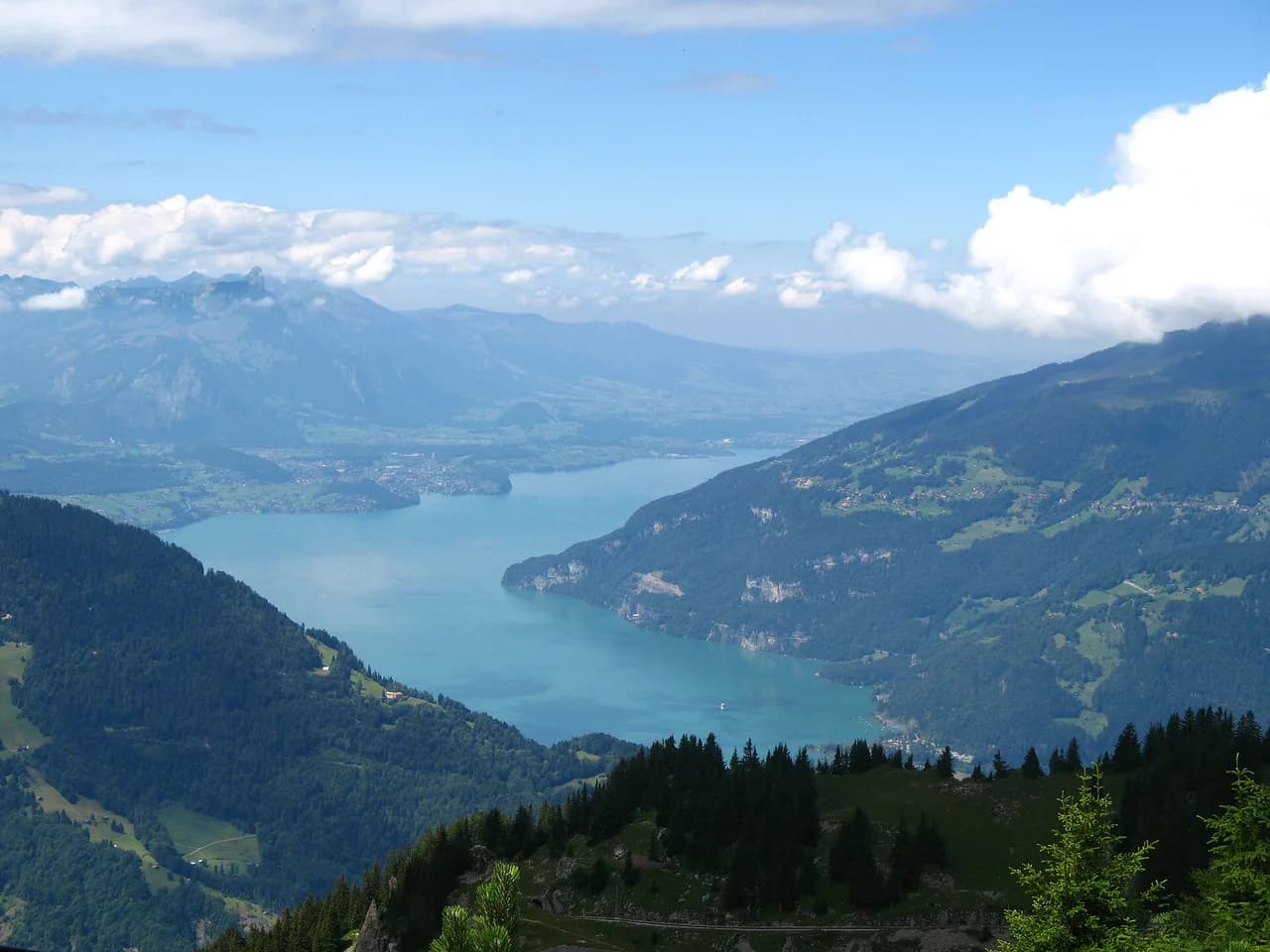 Schynige Platte Hike: Panorama Trail Distance, Ascent and Access