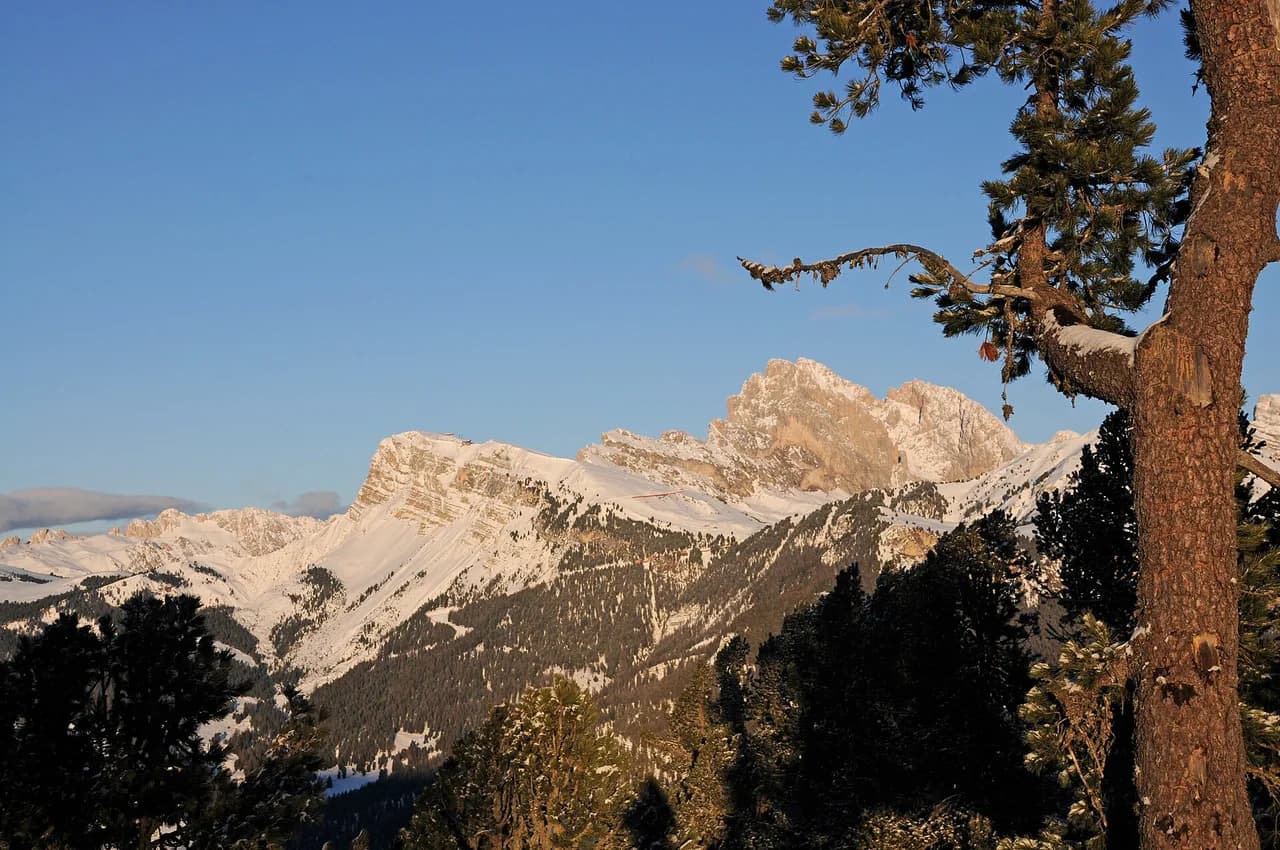 Seceda Hike, Val Gardena: Routes, Lifts and Times