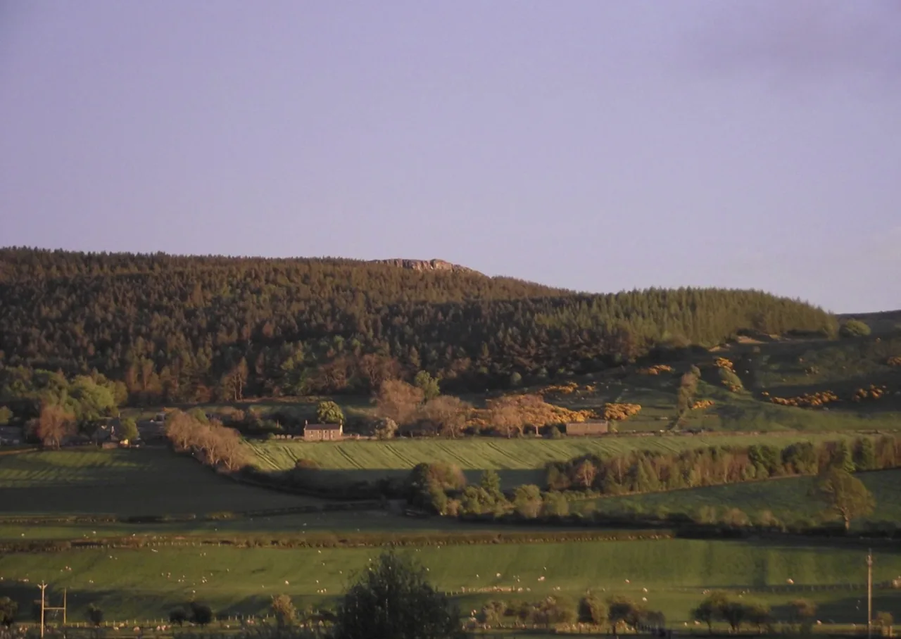 Simonside Walk: The Ridge Route to Simonside Crags