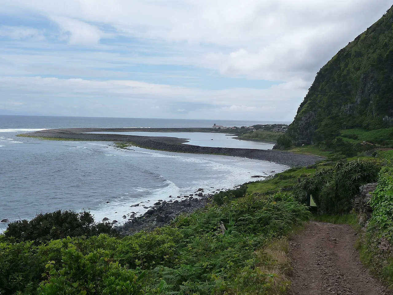 Hiking trail Caldeira de Cima (São Jorge, Azores)