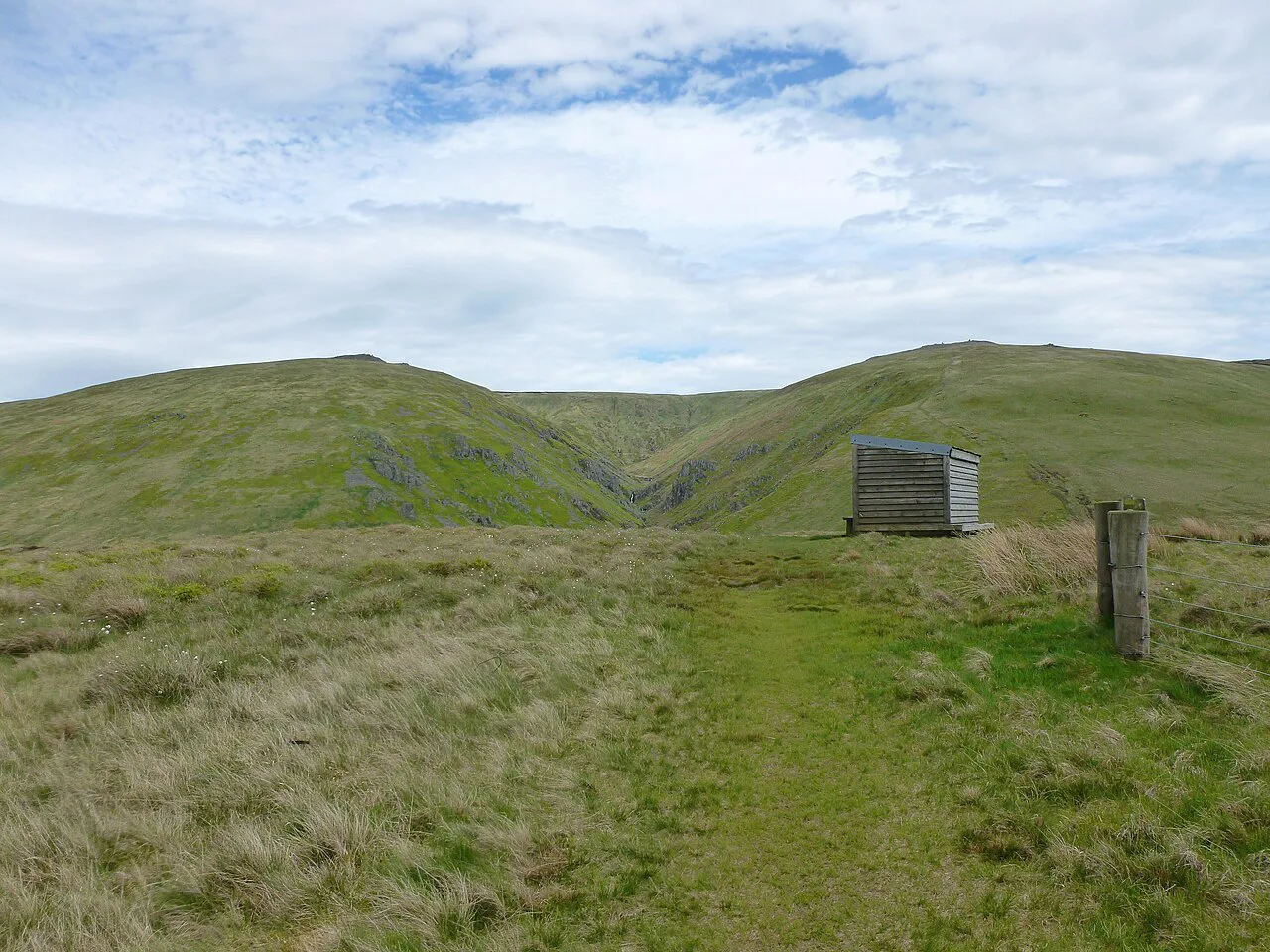 Mountain Refuge Hut below The Cheviot - geograph.org.uk, Northumberland