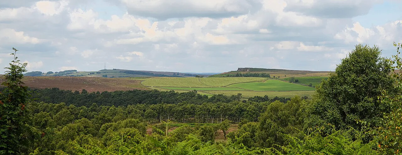 Curbar Edge from Birchen Edge, Peak District