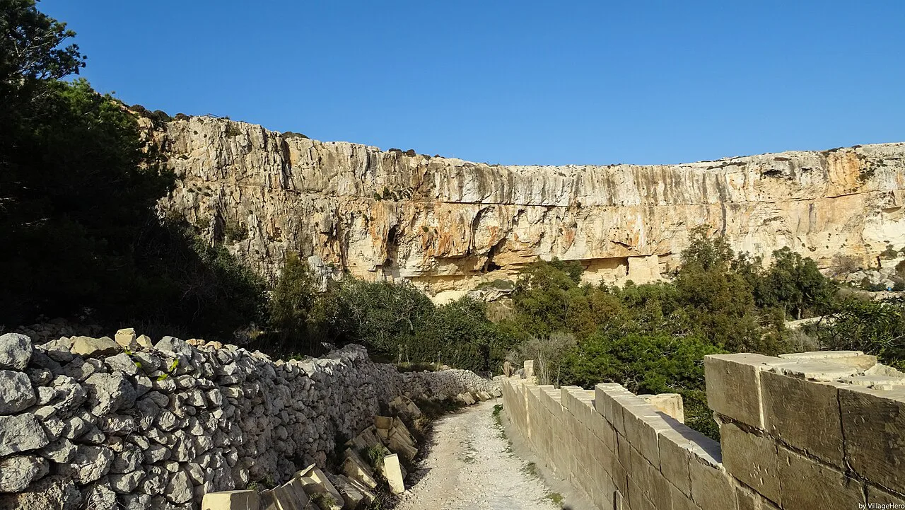 Dingli Cliffs Walk, Malta