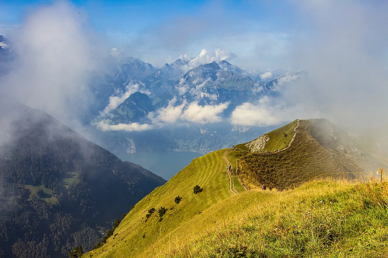 Hike Trail from Klingenstock to Fronalpstock, Lucerne