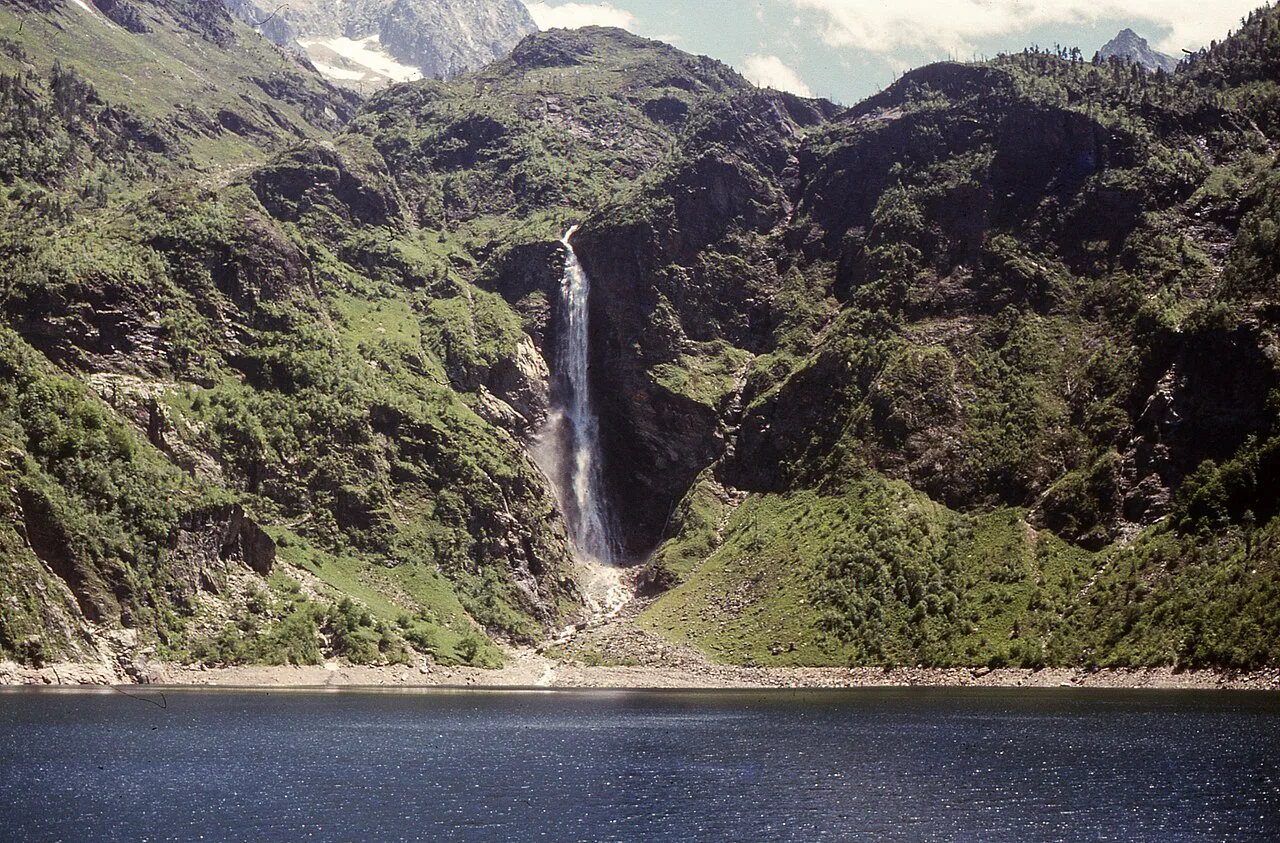GR10-1-Cascade du Lac d'Ôo, Pyrenees