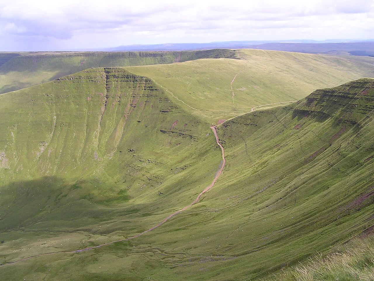 Brecon Beacons - panoramio