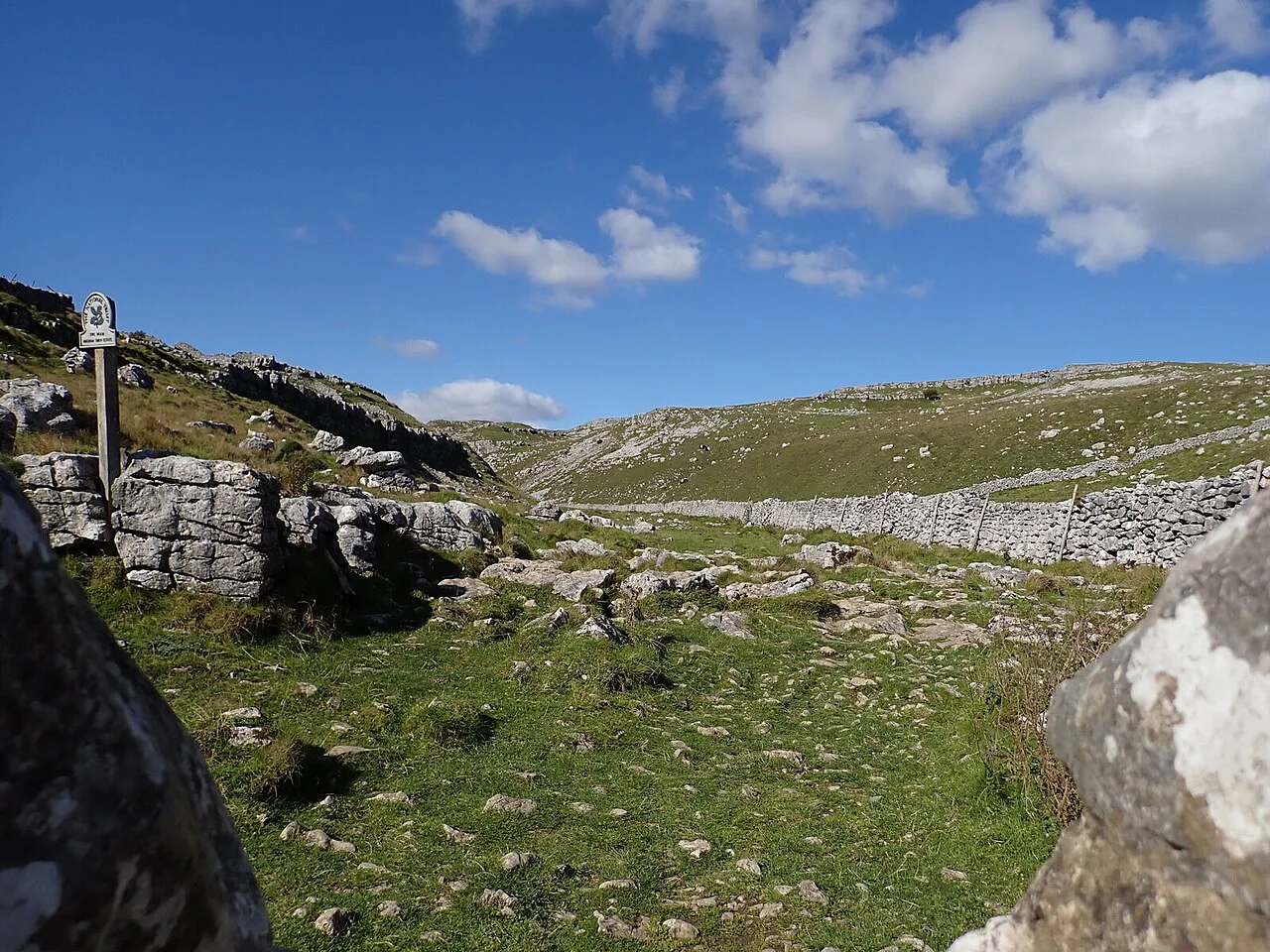 Pennine Way and Dales High Way above Malham Cove - geograph.org.uk, Yorkshire Dales