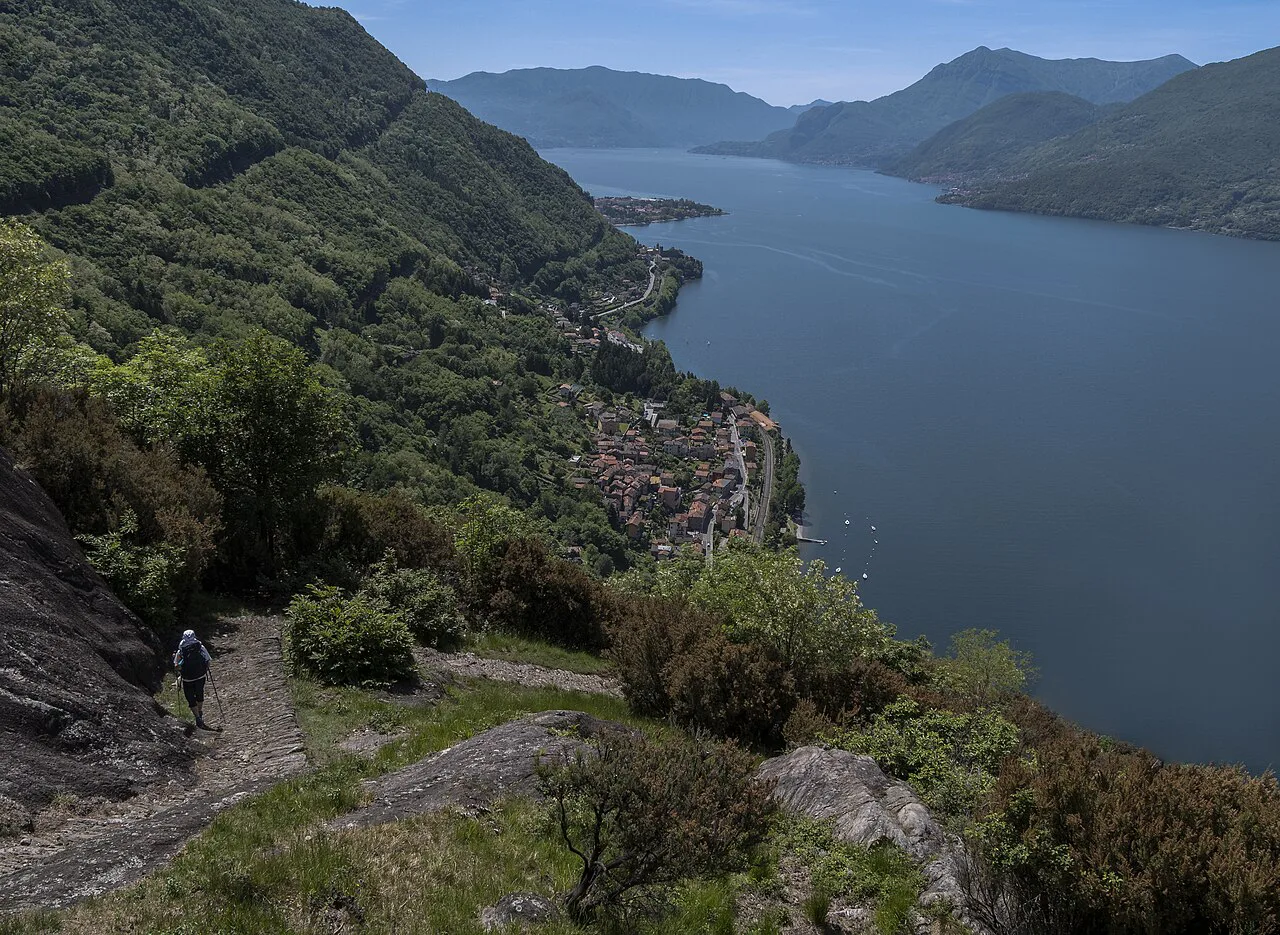 Sentiero del Viandante verso Dervio, Lake Como