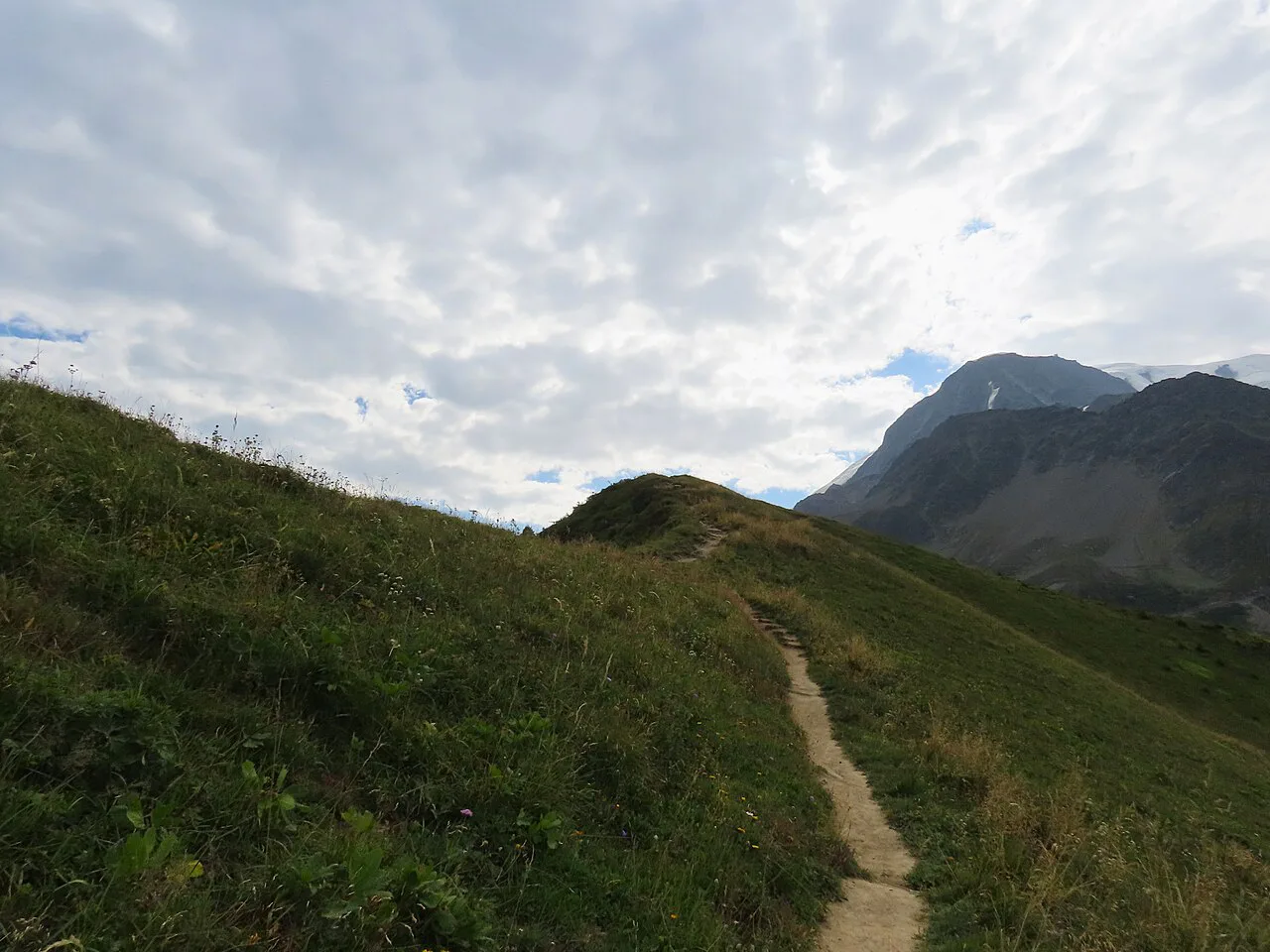 Mont Lachat hiking trail, Mont Blanc
