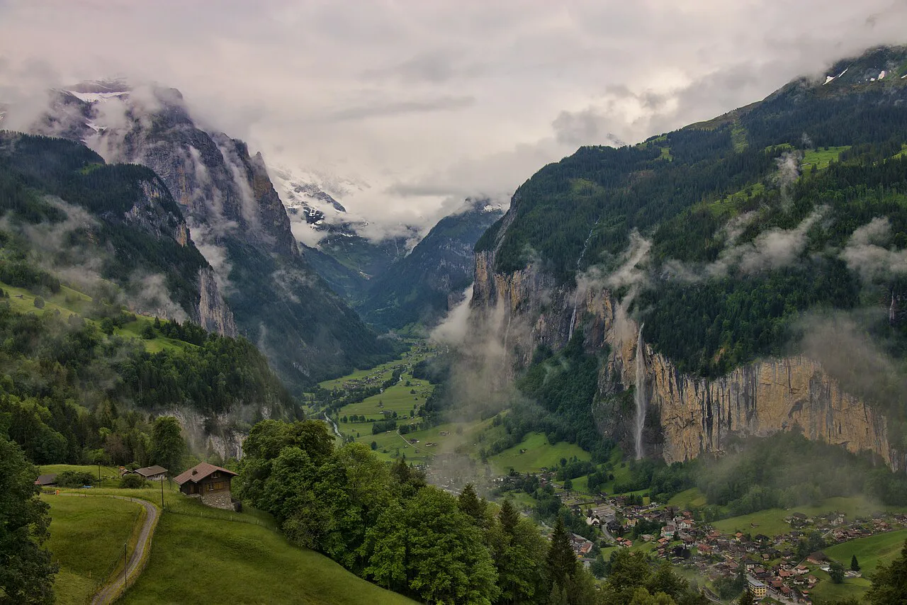 1 lauterbrunnen valley