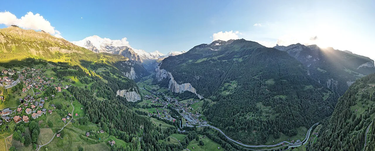 DJI -Lauterbrunnen Valley