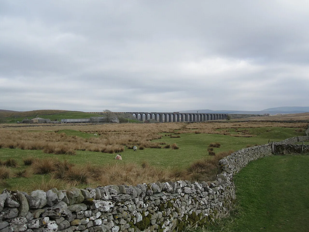 Ribblehead Viaduct Class 66, Yorkshire Dales